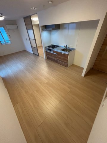 アパルトマン大倉山の居間・リビング|ゆったり過ごせる居間です