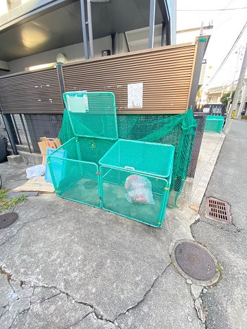 ホメット夙川の外観
