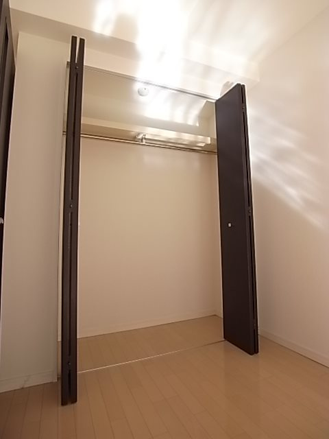 アドバンス三宮ウィングロードの収納