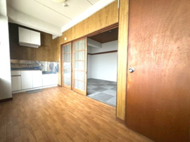 こちらの居間で趣味の時間をお楽しみください