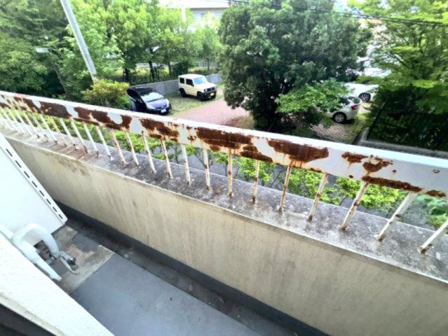 金盃第2高羽荘のバルコニー