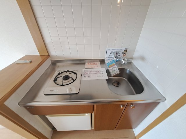 カルム六番町のキッチン