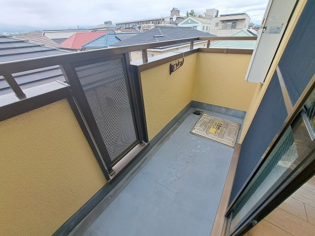 カルム六番町のバルコニー
