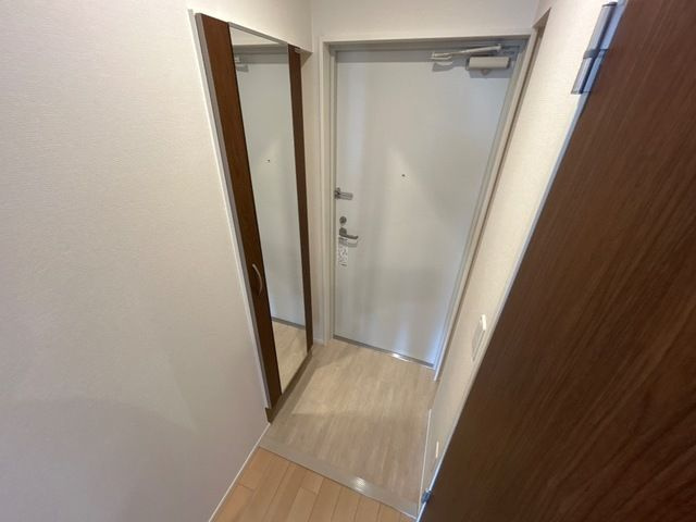 クオリティパレスの玄関