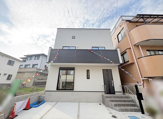 【外観】 | 志木市本町2丁目　新築一戸建住宅　全1棟　(志木本店) | 販売現地／2026年6月5日撮影　
「志木」駅より徒歩20分の落ち着いた住環境