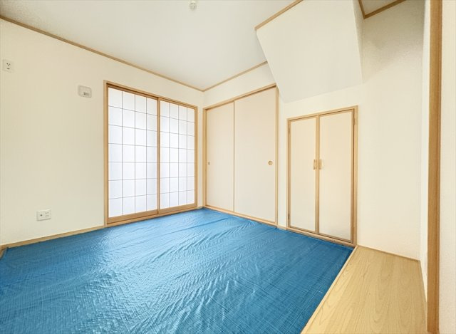 【外観】 | 志木市本町2丁目　新築一戸建住宅　全1棟　(志木本店) | 販売現地／2026年6月5日撮影　
洗面脱衣所・バスルームが2階に設けられているので育児や家事動線良好
