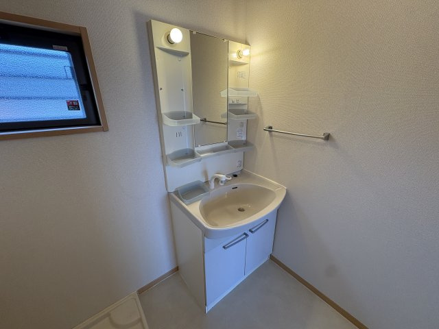 スカイスクレパーの洗面所