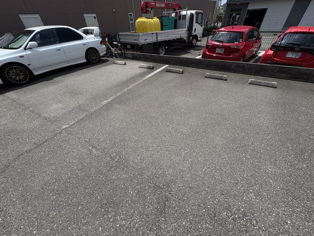 スカイスクレパーの駐車場