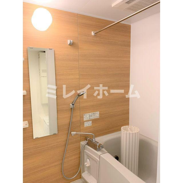 ルクレ目黒不動前の浴室