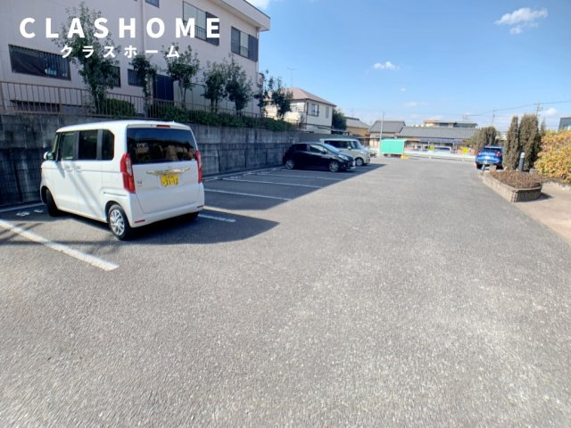 ドリームステージ　Ａ　　刈谷市近郊の賃貸ならクラスホーム刈谷店の駐車場