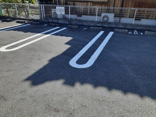 アルコバレーノⅠの駐車場