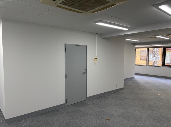 大阪市西区靱本町１丁目の事務所の内装