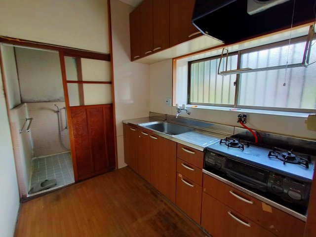 日宇町平家戸建てのキッチン