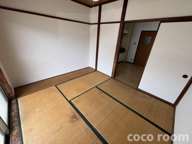 コーポ高柳の和室