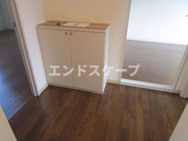 フォンティーヌABの玄関|高崎、前橋のお部屋探しはエンドスケープまで！お客様の理想お聞かせ下さい♪