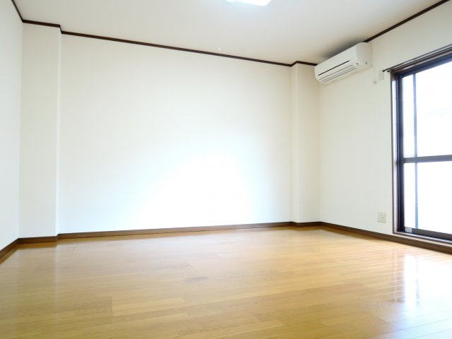 エトワール土橋の居間・リビング