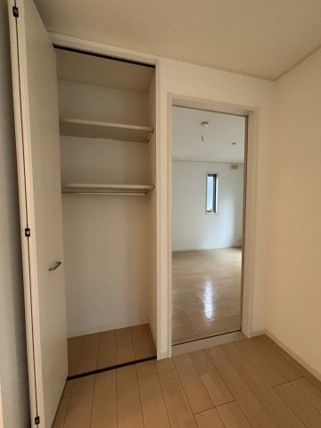 ハウス　えのみやの収納