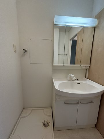 ハウス　えのみやの洗面所