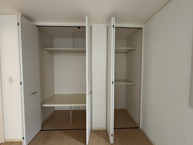 ハウス　えのみやの収納