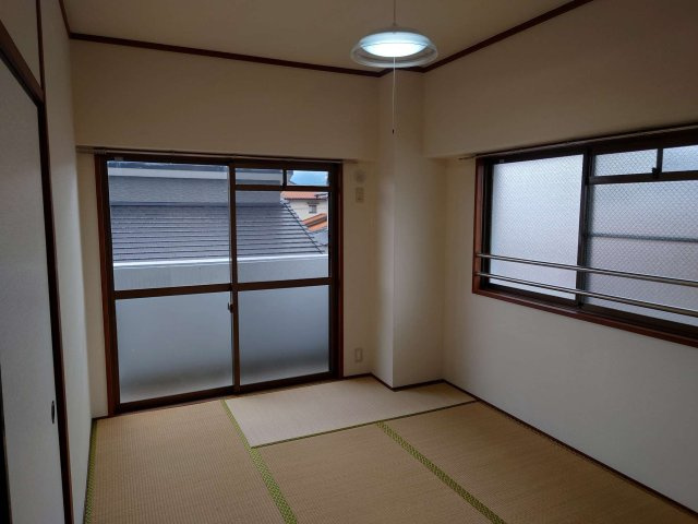 ピアレス賀茂の和室