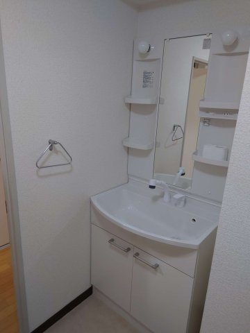 ピアレス賀茂の洗面所