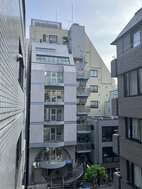 千代田区神田淡路町１丁目の店舗事務所の外観