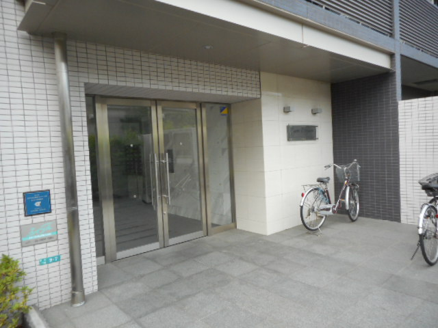 エスポワール江戸川のエントランス