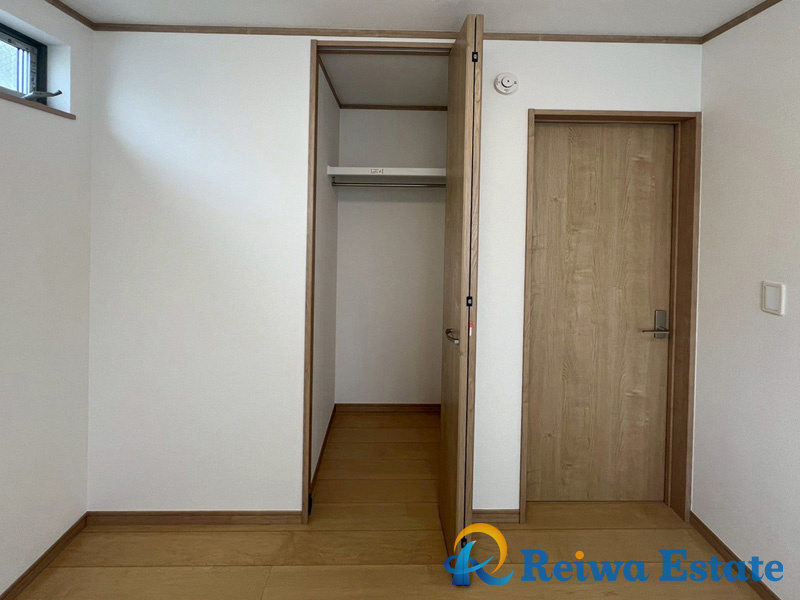 中古戸建　茅ヶ崎市甘沼の収納|家族それぞれの部屋に収納があるため、個人の持ち物を整理しやすくなります。