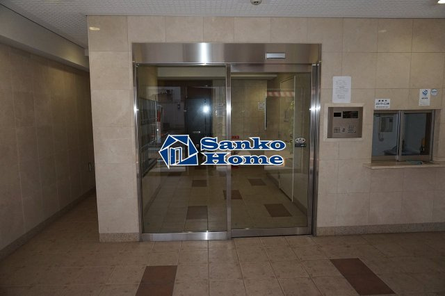スカイコート銀座東第２のエントランス