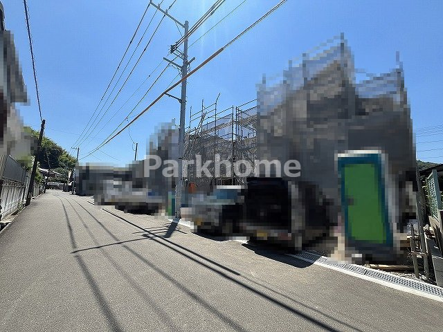 いの町駅東町 -2期3棟・2号棟-新築戸建ての前面道路含む現地写真|2026年6月中旬