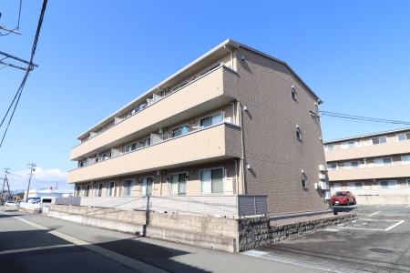 合志市幾久富のアパート