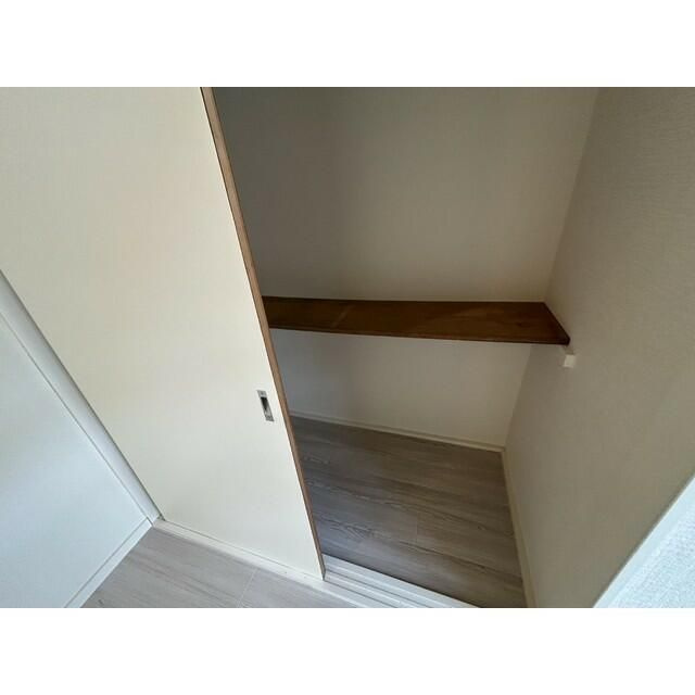 川口市柳根町のアパートの収納