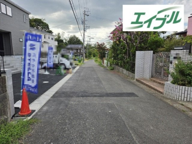 小牧市大字大草　新築戸建　２号棟の前面道路含む現地写真|前面道路含む現地写真です