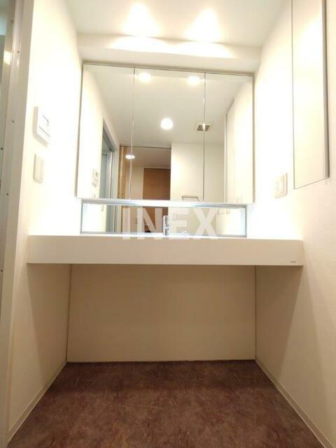 Brillia綱島idステーションフロントの洗面所
