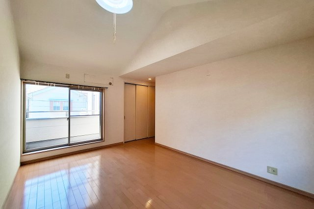 岸和田市上松町1丁目の寝室|洋室1