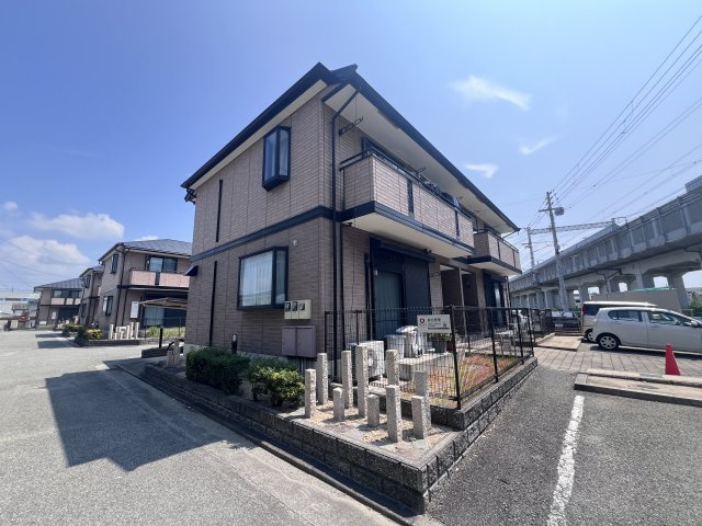 エステリーオ A棟の外観