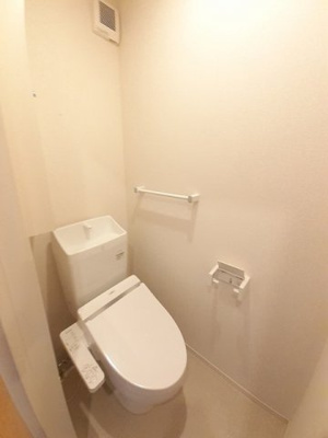 【トイレ】 | フレイムガーデン | コンパクトで使いやすいトイレです