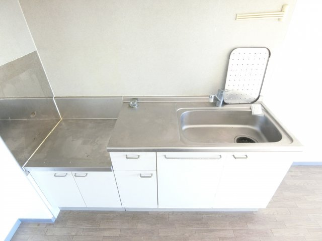 リヴェール北野田のキッチン