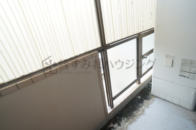 CREA旭町のバルコニー