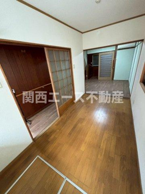 【居間・リビング】 | 新池島町２丁目貸家