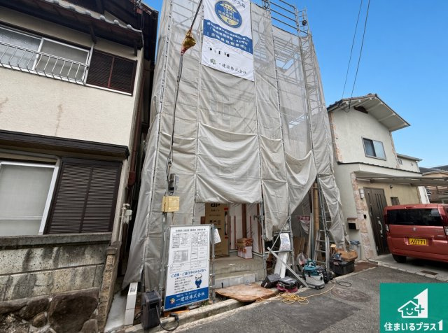 松原市西大塚　第2期　新築一戸建ての外観|周辺は落ち着いた街並みの住宅地！子育てがしやすい住環境です！まだ未完成ですが、現地でしかわからない事もございます。是非一度ご覧ください。