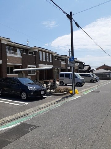 リゲルの駐車場