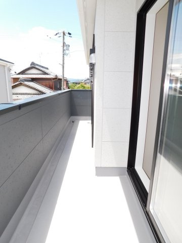 稲沢市矢合町面棒堀の新築一戸建のバルコニー|◇バルコニー◇　　洋室２部屋から出きりできるワイドバルコニー♪
