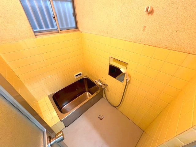 羽曳野市東阪田戸建の浴室