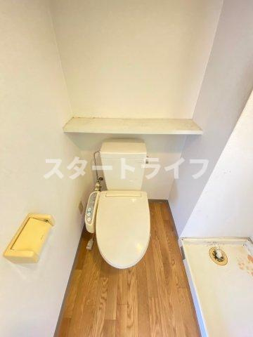 大阪市淀川区十三東３丁目の賃貸マンションのトイレ