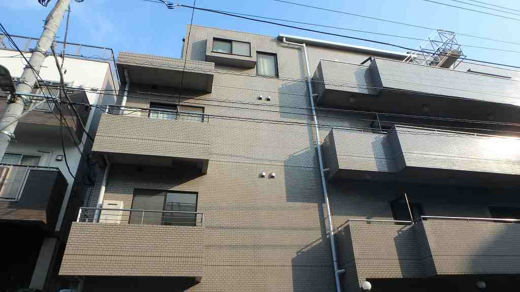 ローレル小石川の外観