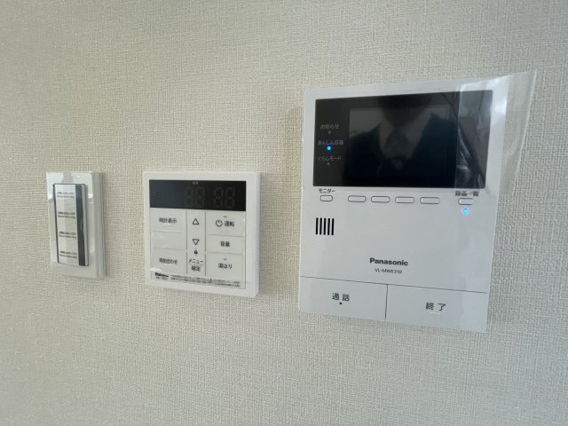東峰マンション竹下の防犯設備|テレビモニター付きインターホンなので安心です☆
