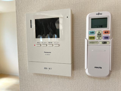 【セキュリティ】 | ボスコ三本木Ⅱ | カメラ付インターホン