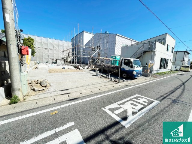 ★29(土)30(日)現地見学可能！★守山市川田町　全2邸の前面道路含む現地写真|周辺は落ち着いた街並みの住宅地！子育てがしやすい住環境です！まだ未完成ですが、現地でしかわからない事もございます。是非一度ご覧ください。