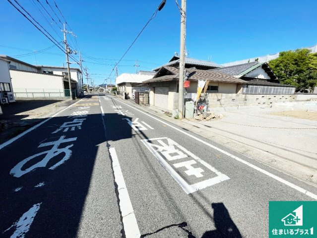 ★29(土)30(日)現地見学可能！★守山市川田町　全2邸の前面道路含む現地写真|周辺は落ち着いた街並みの住宅地！子育てがしやすい住環境です！まだ未完成ですが、現地でしかわからない事もございます。是非一度ご覧ください。